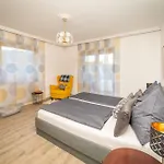 Walters - Wohfuehlurlaub Fuer Mensch Und Hund 아니프