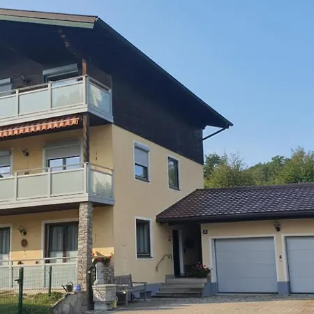 Walters - Wohfuehlurlaub Fuer Mensch Und Hund Apartman Anif